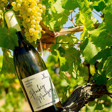 Load image into Gallery viewer, Hockey Manager Wine Label