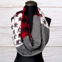 Load image into Gallery viewer, Nepean Wildcats Custom Handmade Scarf